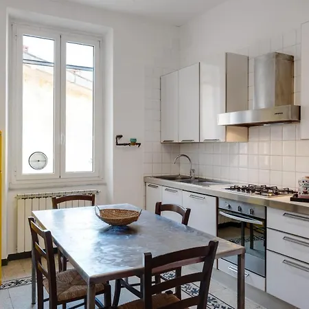 Apartament Piazza Concordia With Balcony
