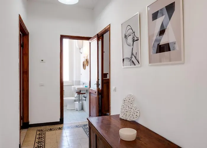 Apartment Guesthost - Piazza Concordia With Balcony *