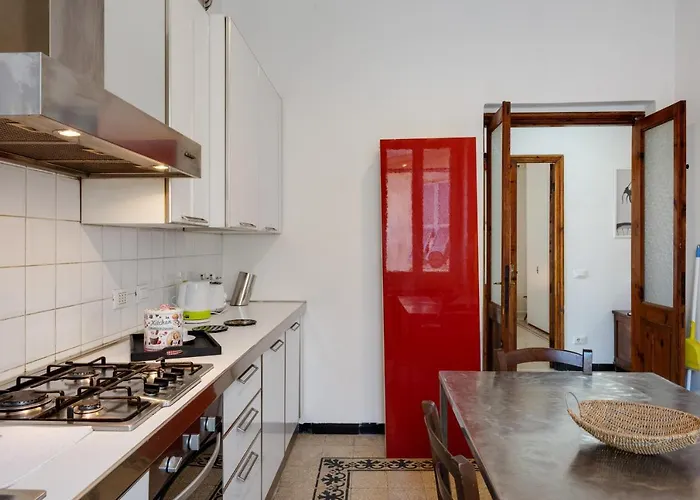 Apartment Guesthost - Piazza Concordia With Balcony *