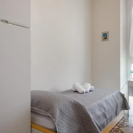 Piazza Concordia With Balcony *